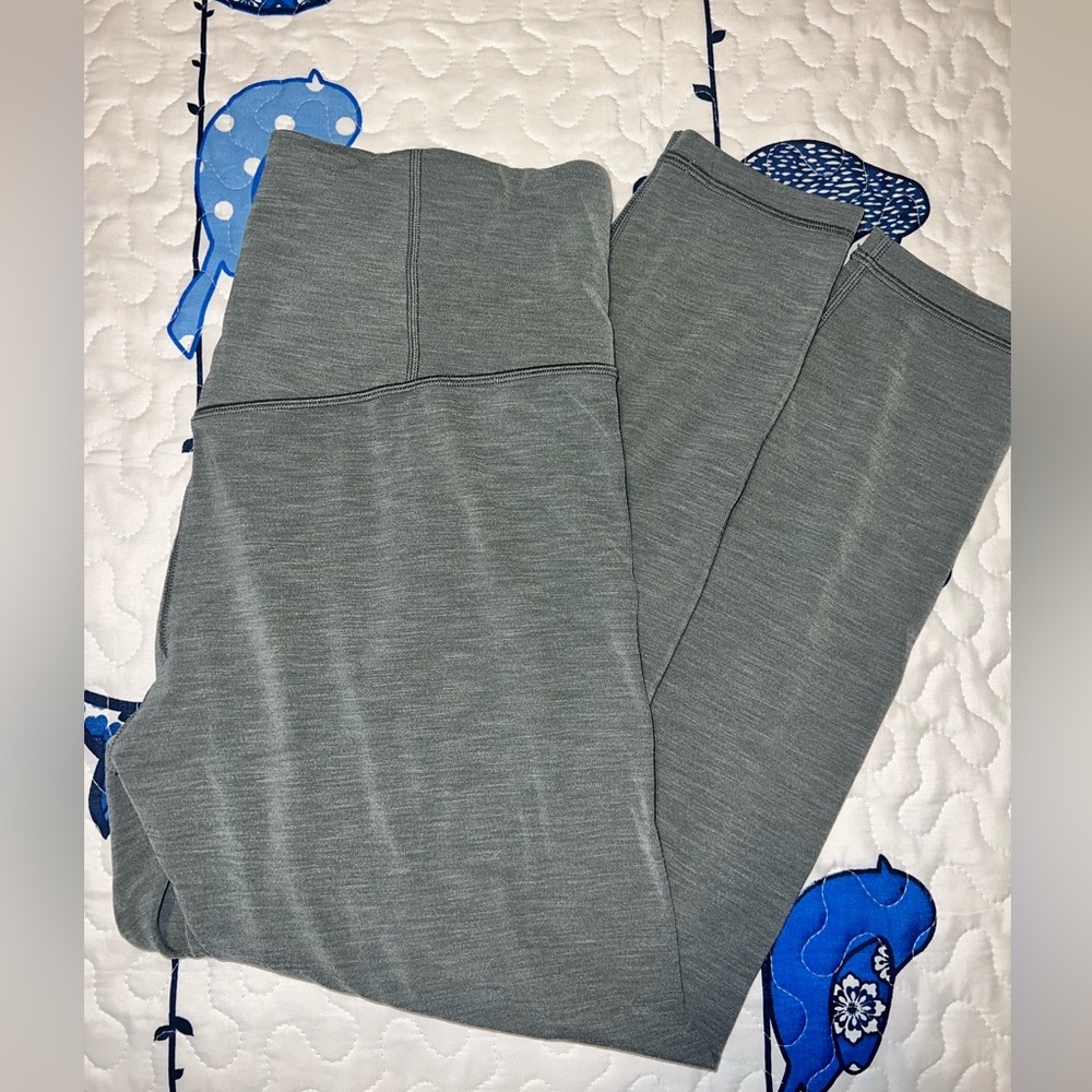 Athleta Ultra High Rise Elation 7/8 Green/Gray Leggings